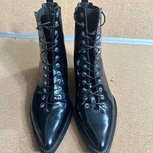 COACH Women’s Patent Leather Lace Up Bootie in Black Sz 9.5 - NO BOX- USED